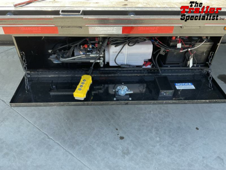 New 2024 Diamond C Trailers 8.5FT X 30FT 18K GVW Flatbed Trailer