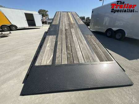 New 2024 Diamond C Trailers 8.5FT X 30FT 18K GVW Flatbed Trailer