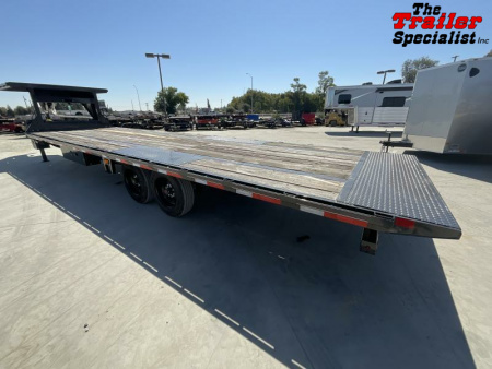 New 2024 Diamond C Trailers 8.5FT X 30FT 18K GVW Flatbed Trailer