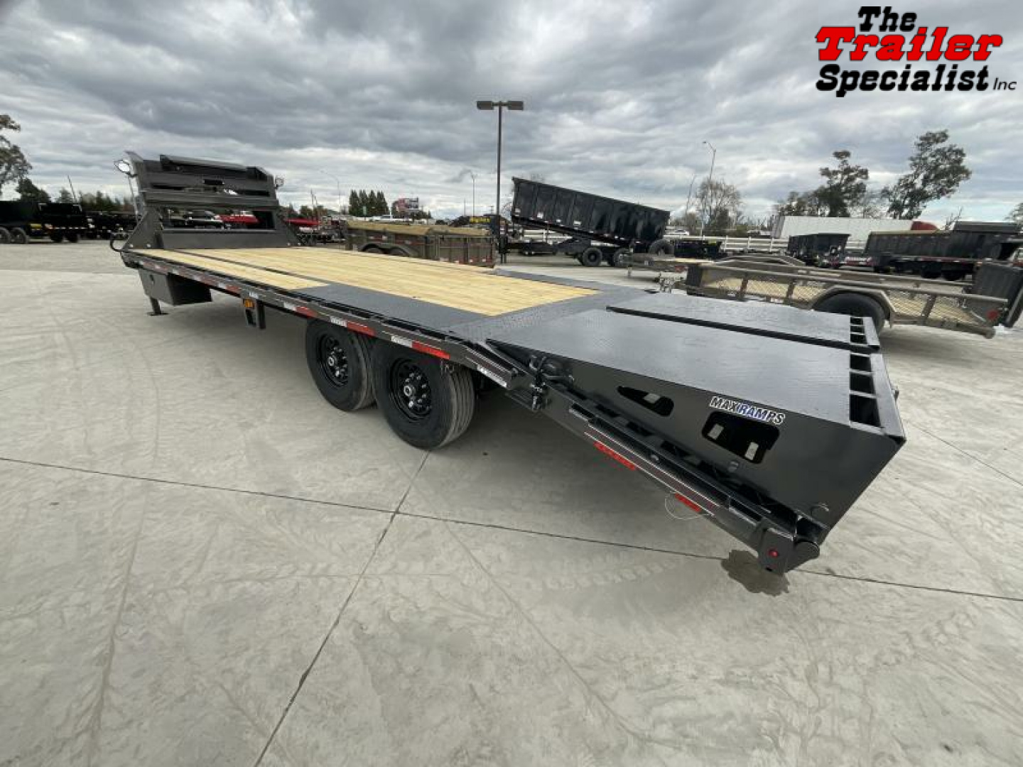New 2025 Diamond C Trailers 8.5FT X 25FT 15.5K GVW Flatbed Trailer