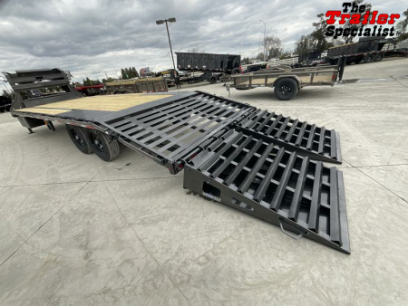 New 2025 Diamond C Trailers 8.5FT X 25FT 15.5K GVW Flatbed Trailer