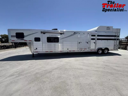 New 2026 Lakota CHARGER STOCK LQ Horse Trailer
