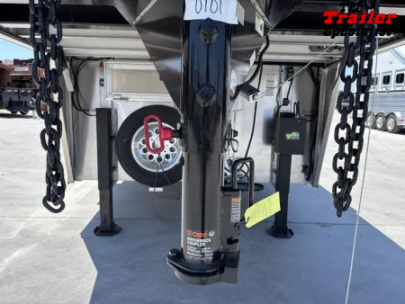 New 2026 Lakota CHARGER STOCK LQ Horse Trailer