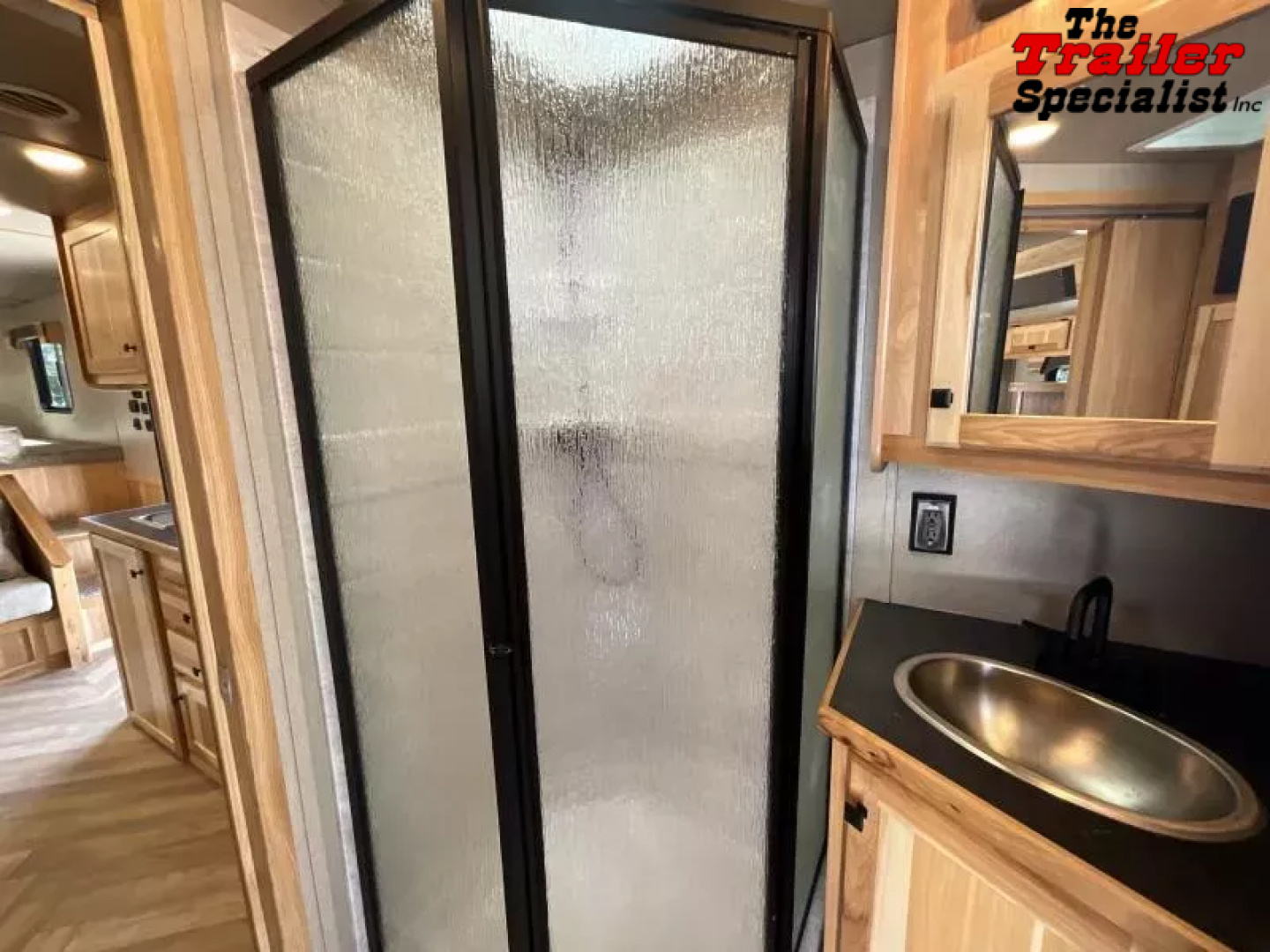 New 2026 Lakota COLT 13FT LQ 3H SLANT GN Horse Trailer