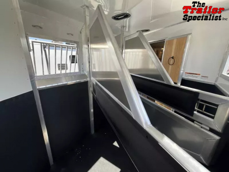 New 2026 Lakota COLT 13FT LQ 3H SLANT GN Horse Trailer