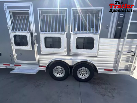 New 2026 Lakota COLT 13FT LQ 3H SLANT GN Horse Trailer