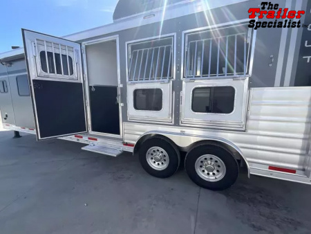 New 2026 Lakota COLT 13FT LQ 3H SLANT GN Horse Trailer