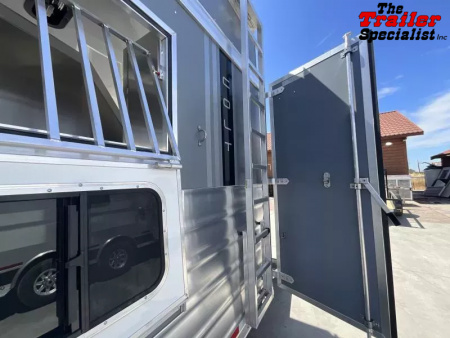 New 2026 Lakota COLT 13FT LQ 3H SLANT GN Horse Trailer