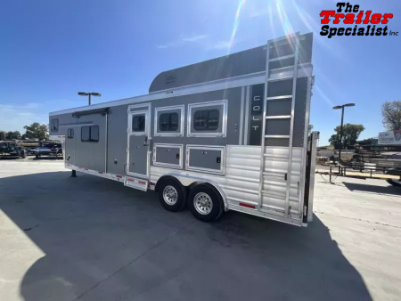New 2026 Lakota COLT 13FT LQ 3H SLANT GN Horse Trailer