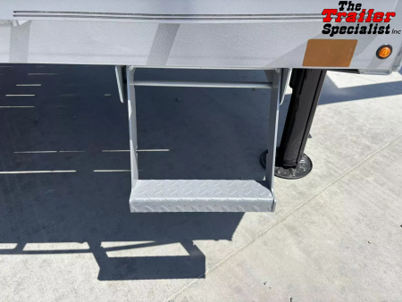 New 2025 Diamond C Trailers 8.5FT X 25FT 25.9K GVW Flatbed Trailer