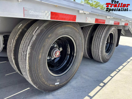 New 2025 Diamond C Trailers 8.5FT X 25FT 25.9K GVW Flatbed Trailer