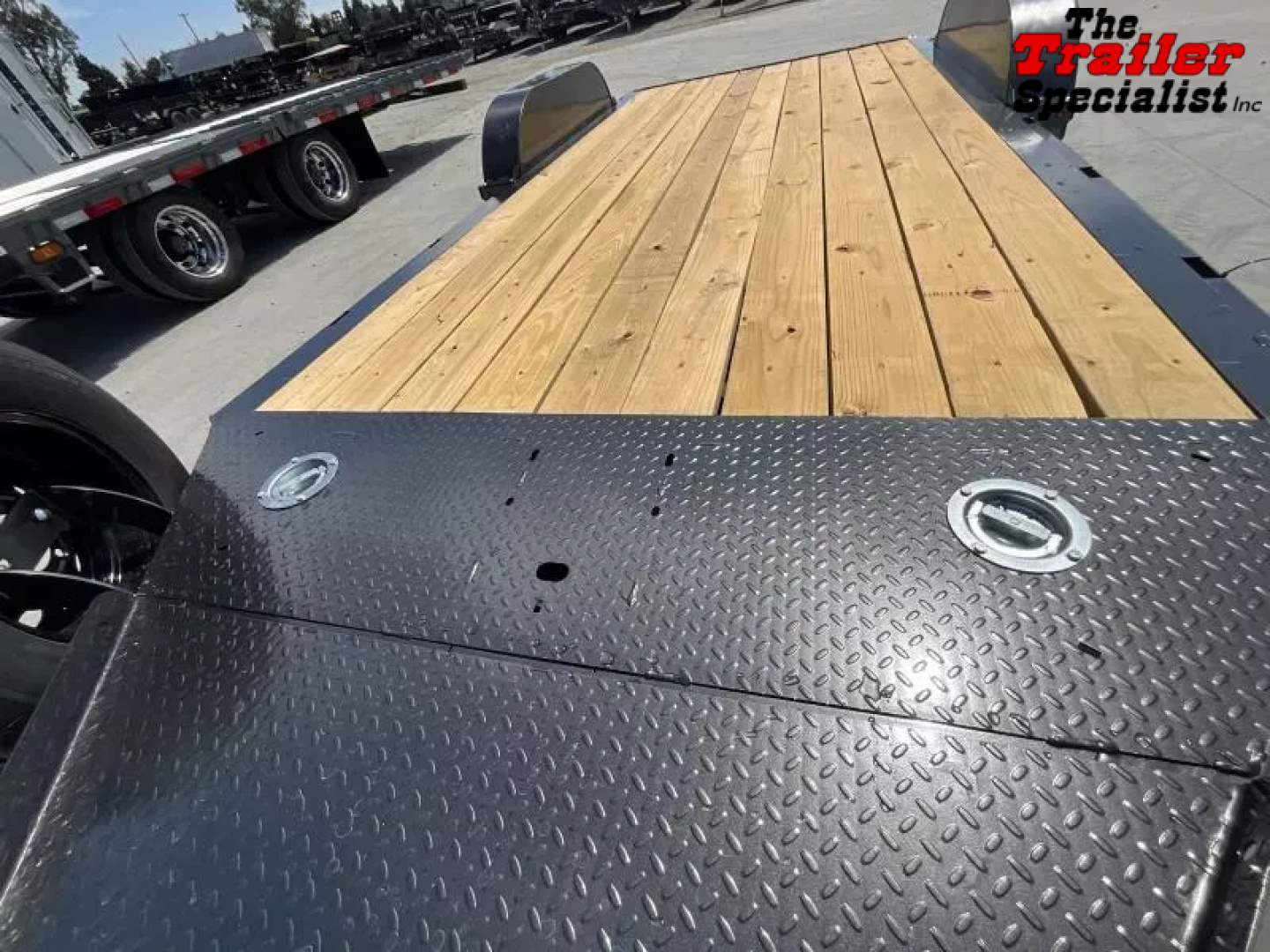 New 2025 Diamond C Trailers 7FT X 16FT 9890 GVW Car Hauler