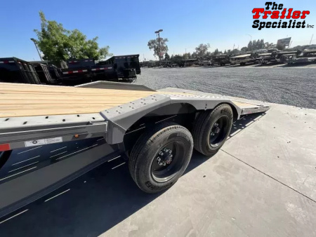 New 2025 Diamond C Trailers 8.5FT X 22FT 18K GVW Equipment Trailer