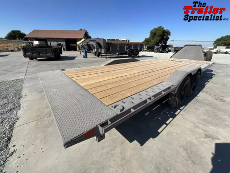 New 2025 Diamond C Trailers 8.5FT X 22FT 18K GVW Equipment Trailer