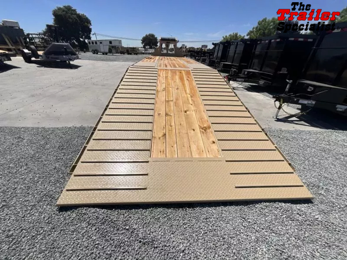 New 2025 Diamond C Trailers 8.5FT X 35FT 40K GVW Flatbed Trailer