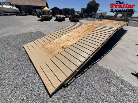 New 2025 Diamond C Trailers 8.5FT X 35FT 40K GVW Flatbed Trailer