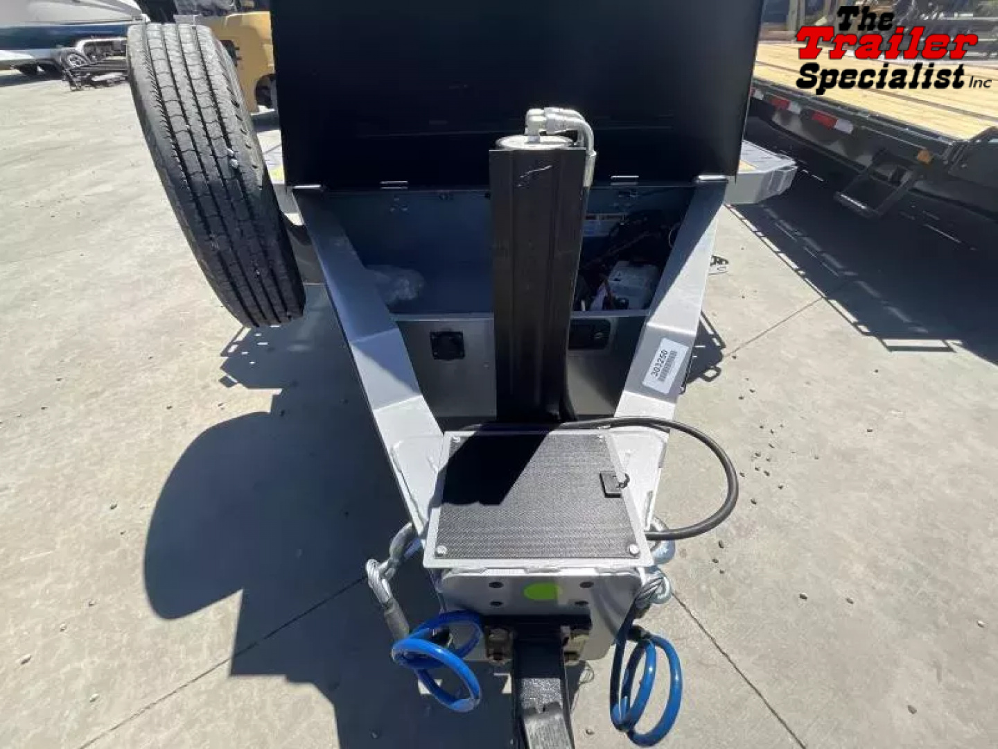 New 2025 Diamond C Trailers 8.5FT X 24FT 18K GVW Equipment Trailer