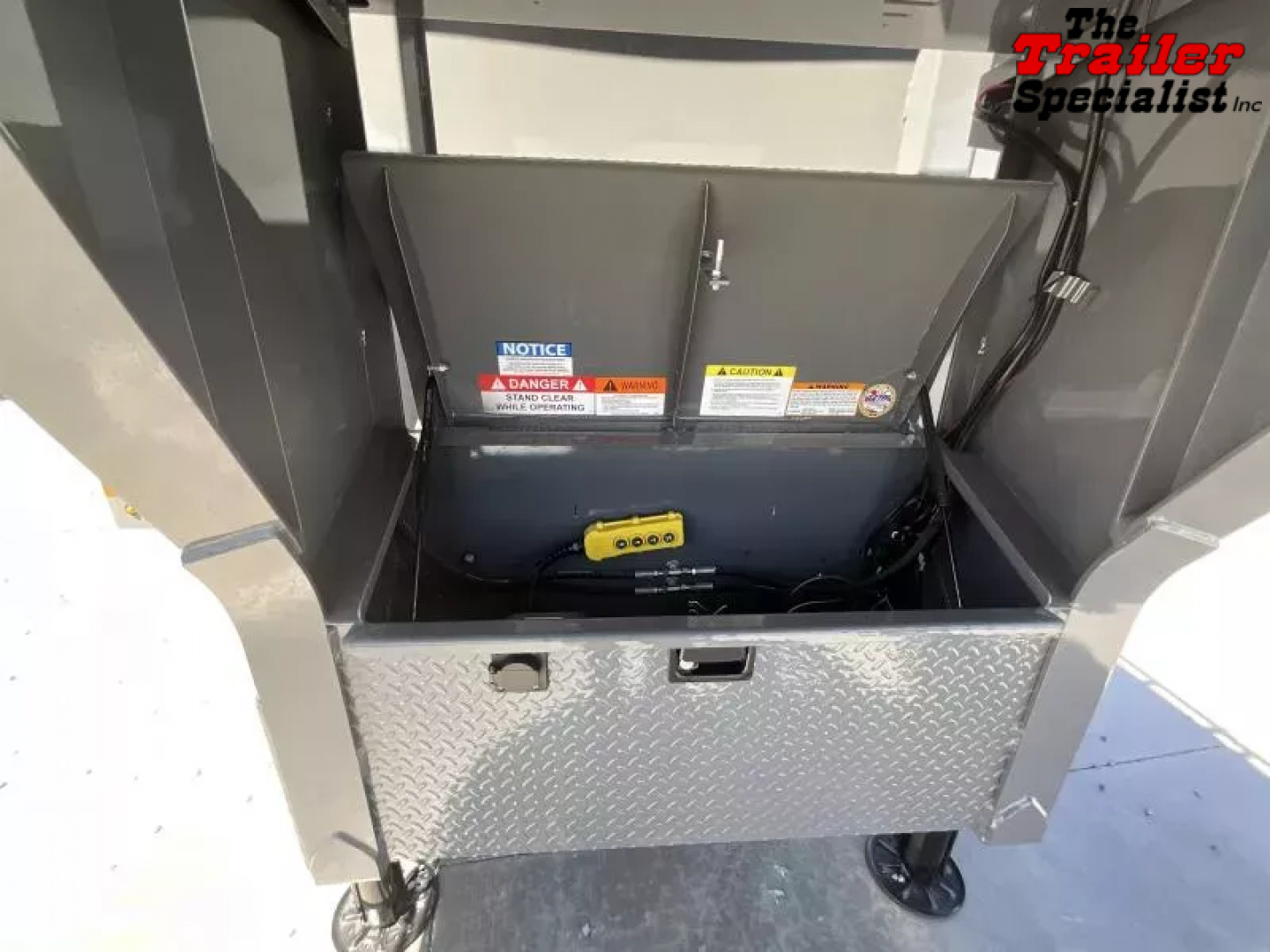 New 2025 Diamond C Trailers 8FT X 20FT 25.9K GVW TA 4FT SIDES Dump Trailer