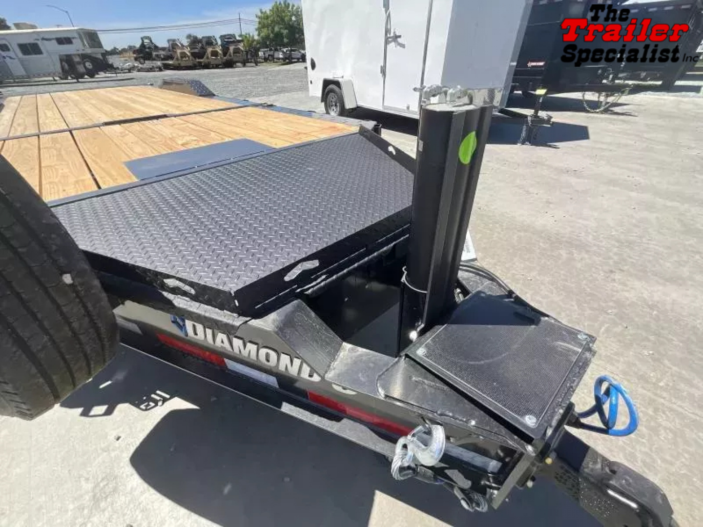 New 2025 Diamond C Trailers 8.5FT X 24FT 18K GVW Equipment Trailer
