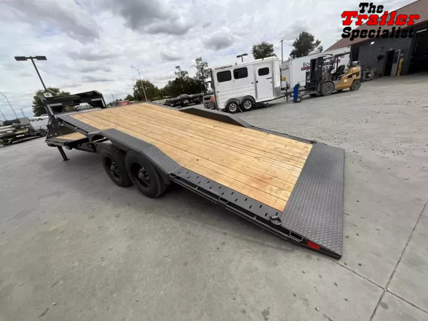 New 2025 Diamond C Trailers 8.5FT X 24FT 23K GVW Flatbed Trailer