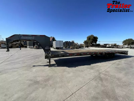 Used 2022 Diamond C Trailers 8.5FT X 32FT 15.5K GVW Flatbed Trailer