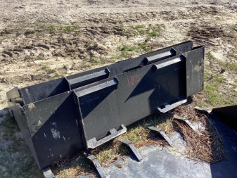 New 2024 Wildcat Long bottom bucket  Buckets