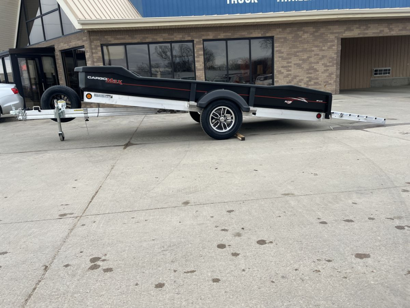 New 2025 Floe 9.5 x 73 Utility