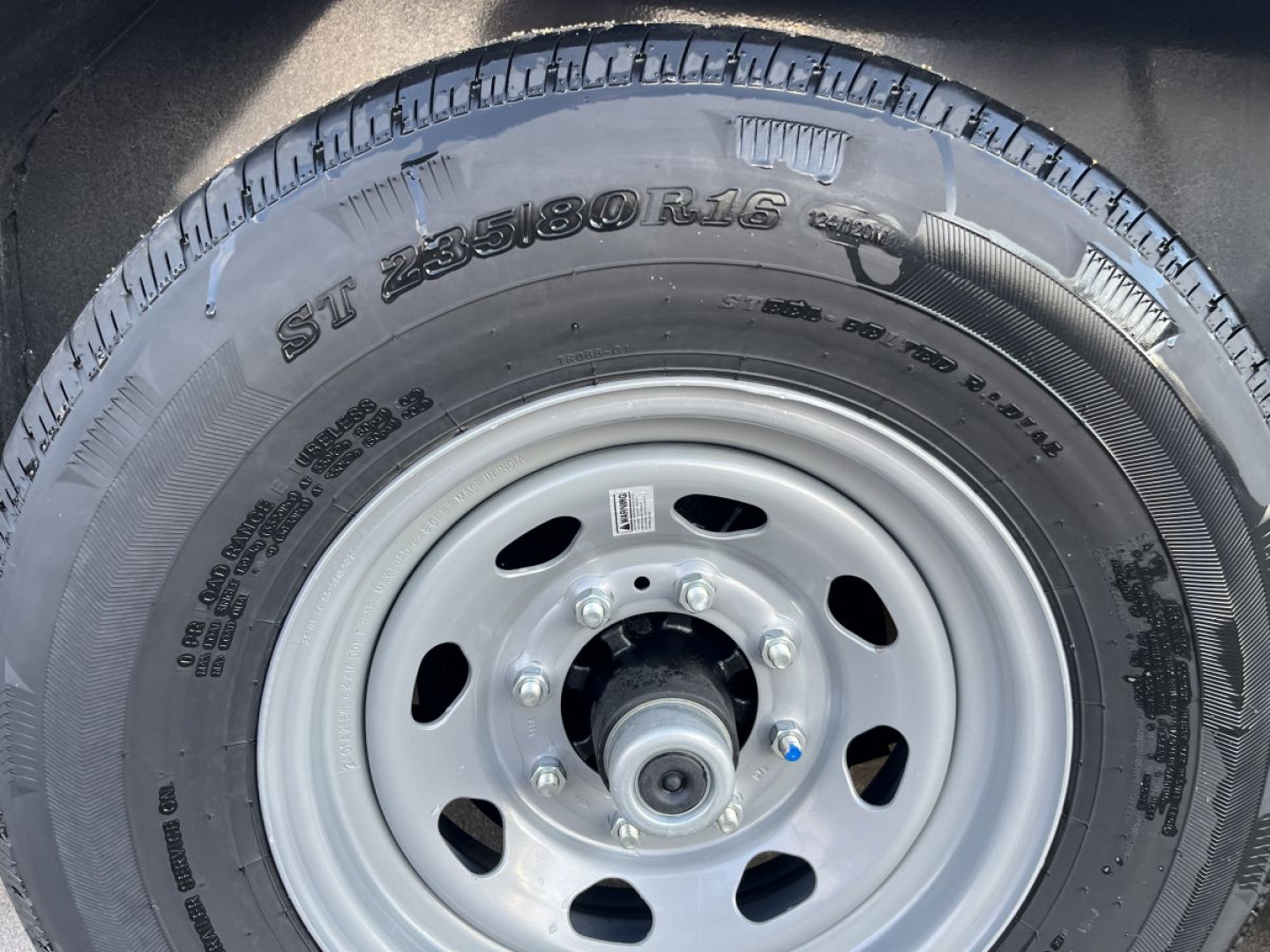 New 2025 Sure-Trac 18ft Tilt Bed