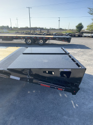 New 2026 Diamond C Trailers DEC207L24X102 (24' X 102") 14.9K Max Ramp Equipment Trailer
