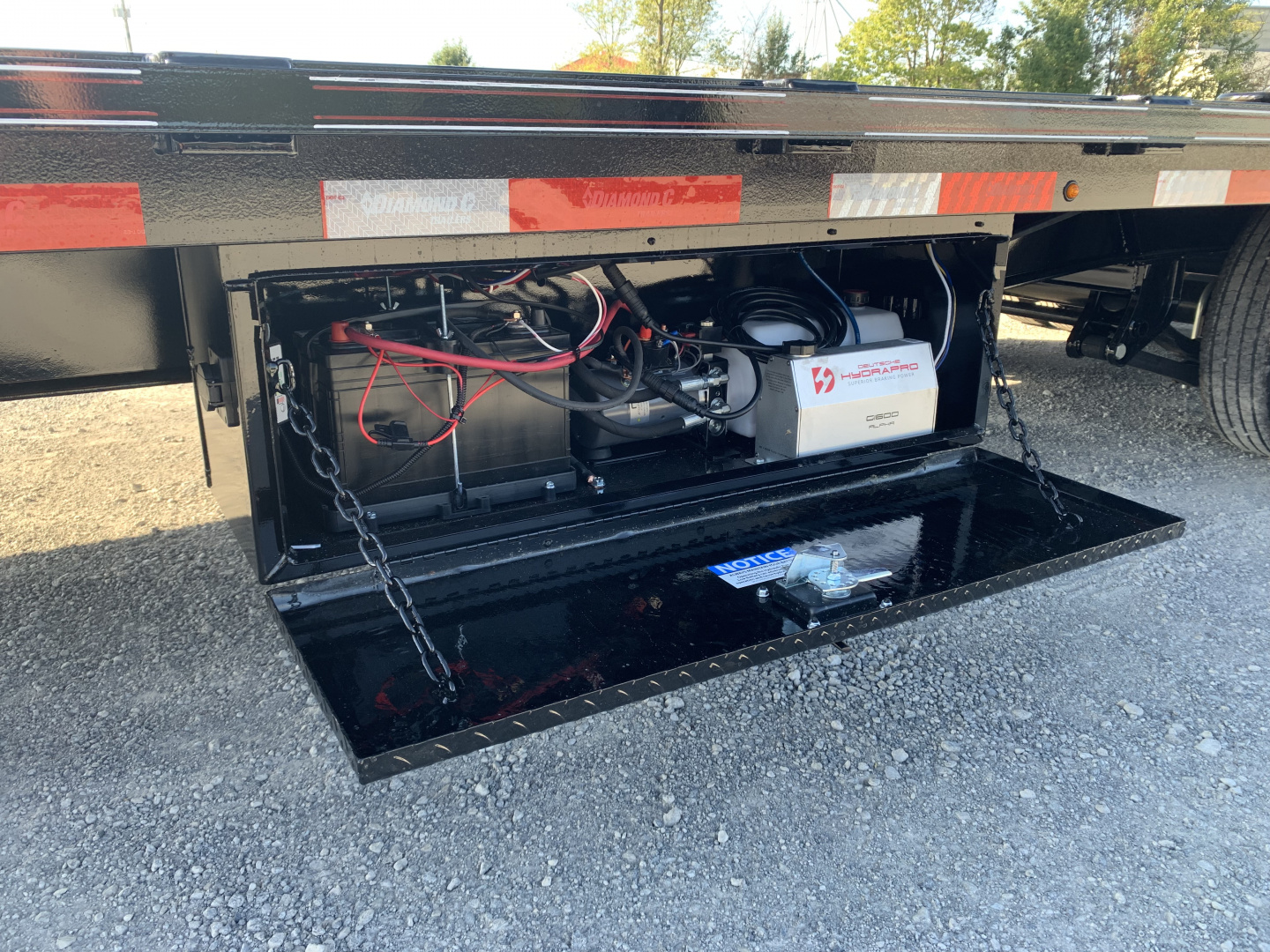 New 2026 Diamond C Trailers FMAX212L32X102MR (27' + 5' X 102") 25.9K Max Ramp (Pacesetter Ed.) Flatbed Trailer