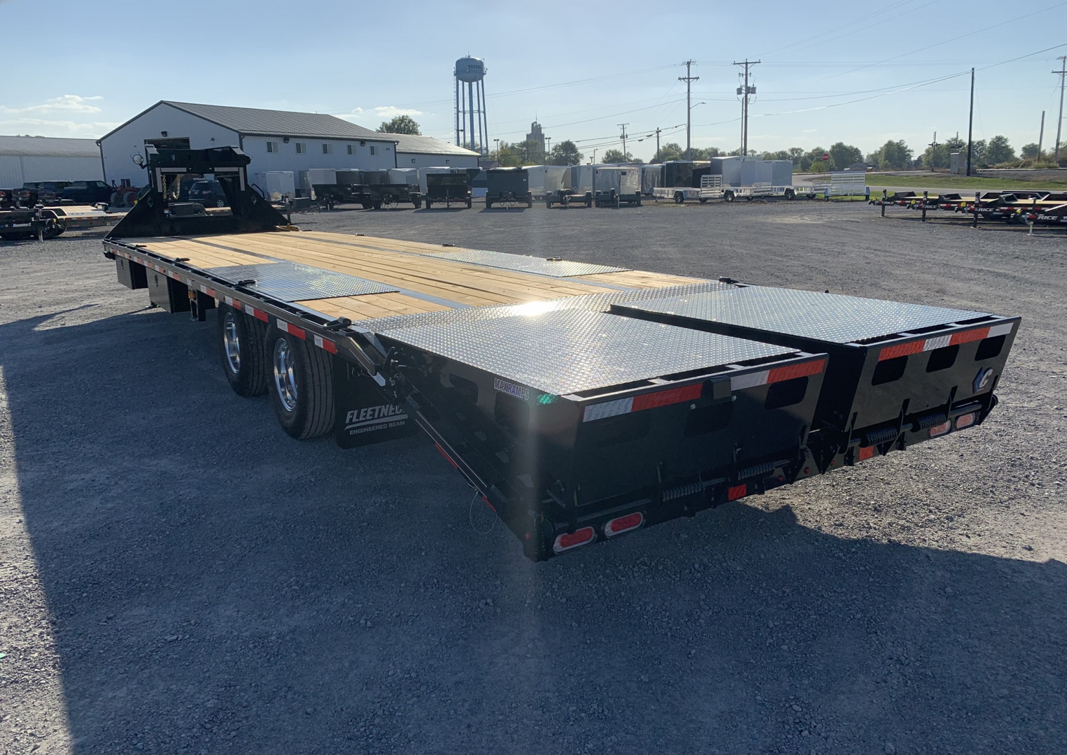 New 2026 Diamond C Trailers FMAX212L32X102MR (27' + 5' X 102") 25.9K Max Ramp (Pacesetter Ed.) Flatbed Trailer