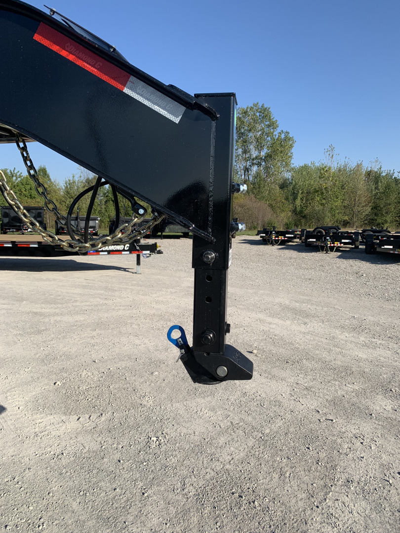 New 2026 Diamond C Trailers FMAX212L32X102MR (27' + 5' X 102") 25.9K Max Ramp (Pacesetter Ed.) Flatbed Trailer