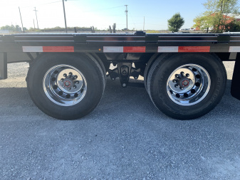 New 2026 Diamond C Trailers FMAX212L32X102MR (27' + 5' X 102") 25.9K Max Ramp (Pacesetter Ed.) Flatbed Trailer