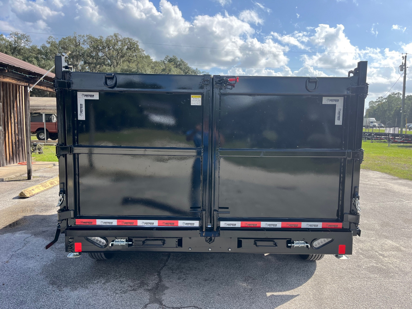 New 2025 Southern Utility 7x14x4 16K Telescopic Dump Trailer