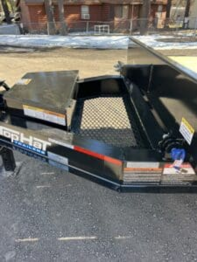 New 102"X24' Hydraulic Tilit Deck 14K