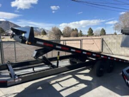 New 2025 102"X22' Hydraulic Tilit Deck 14K