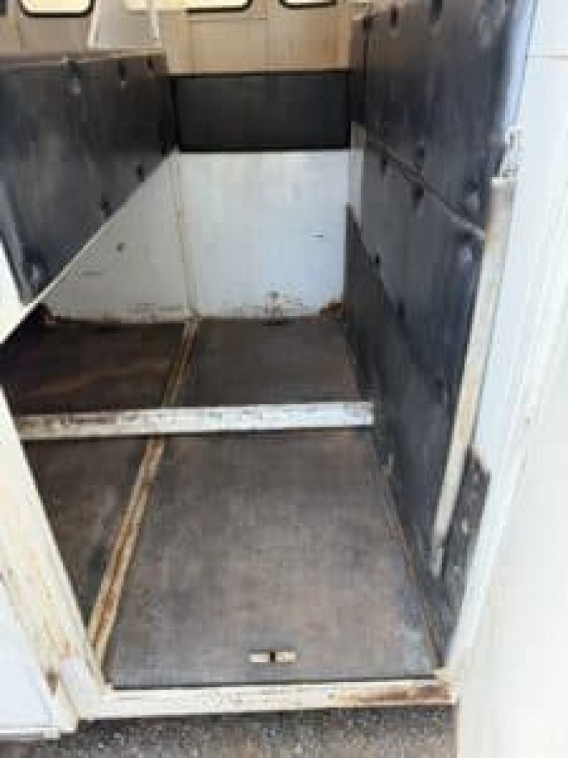 Used USED 1993 Circle J 2 Horse Straight load