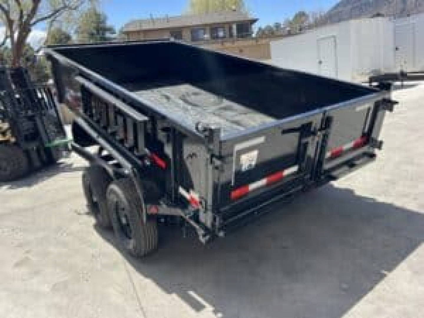 New 2025 Tophat 77"X12' Dump Trailer 10,000 GVW