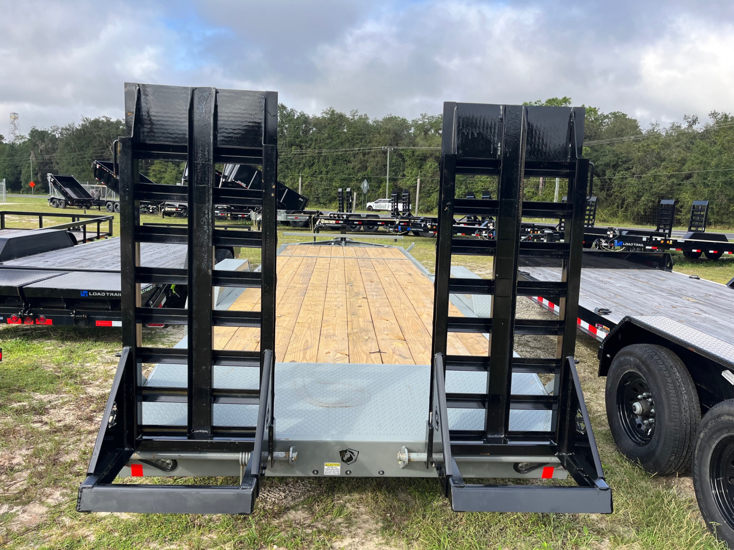 New 2025 Southern Utility 7x24 14K Equipment Trailer