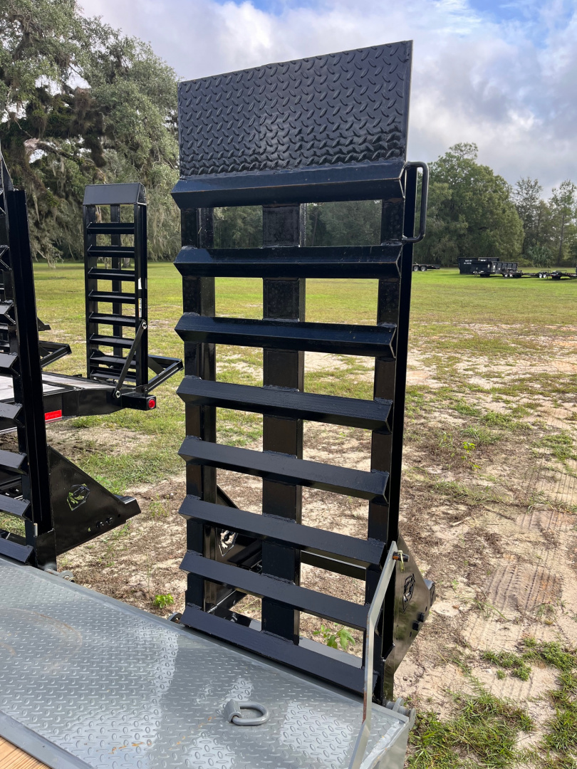 New 2025 Southern Utility 7x24 14K Equipment Trailer