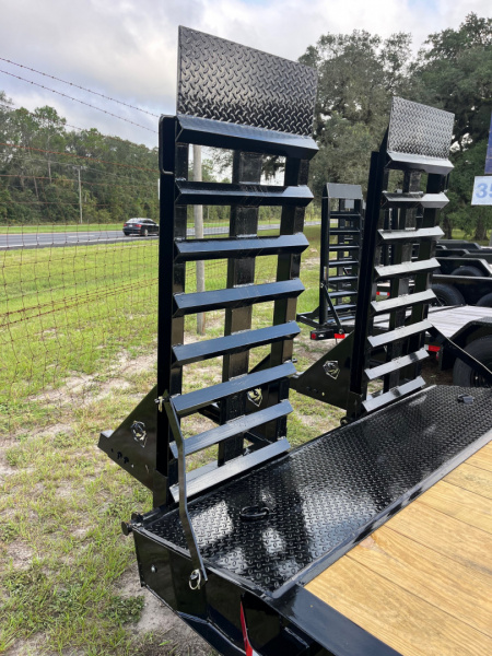 New 2025 Southern Utility 7x22 16K Equipment Trailer