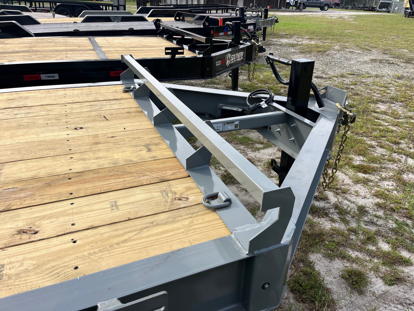 New 2025 Southern Utility 7x24 16K Equipment Trailer