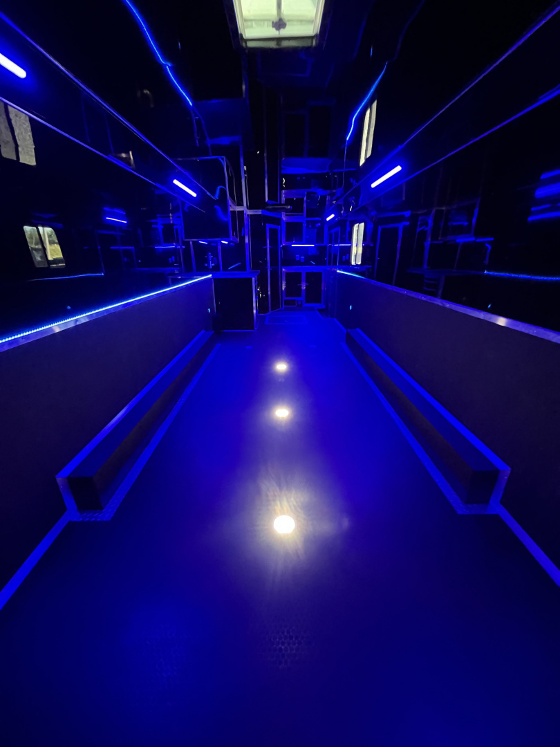 New 2026 Haulmark 34 Bathoom Race Trailer, Air Prep PKG, Awning, Polycor, Insulated, Window, 54" ALX Slide Out Step, A/C + Heat