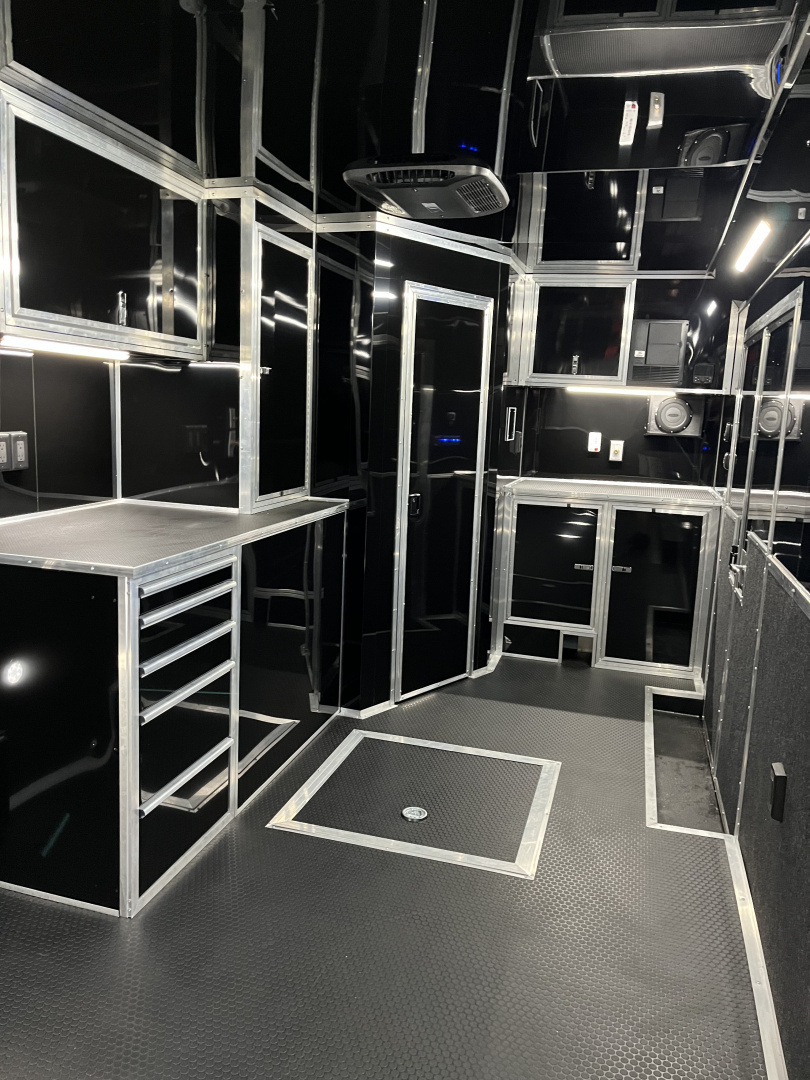 New 2026 Haulmark 34 Bathoom Race Trailer, Air Prep PKG, Awning, Polycor, Insulated, Window, 54" ALX Slide Out Step, A/C + Heat