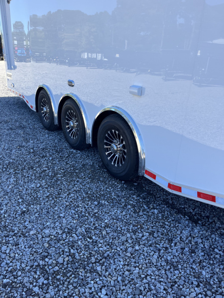 New 2026 Haulmark 34 Bathoom Race Trailer, Air Prep PKG, Awning, Polycor, Insulated, Window, 54" ALX Slide Out Step, A/C + Heat