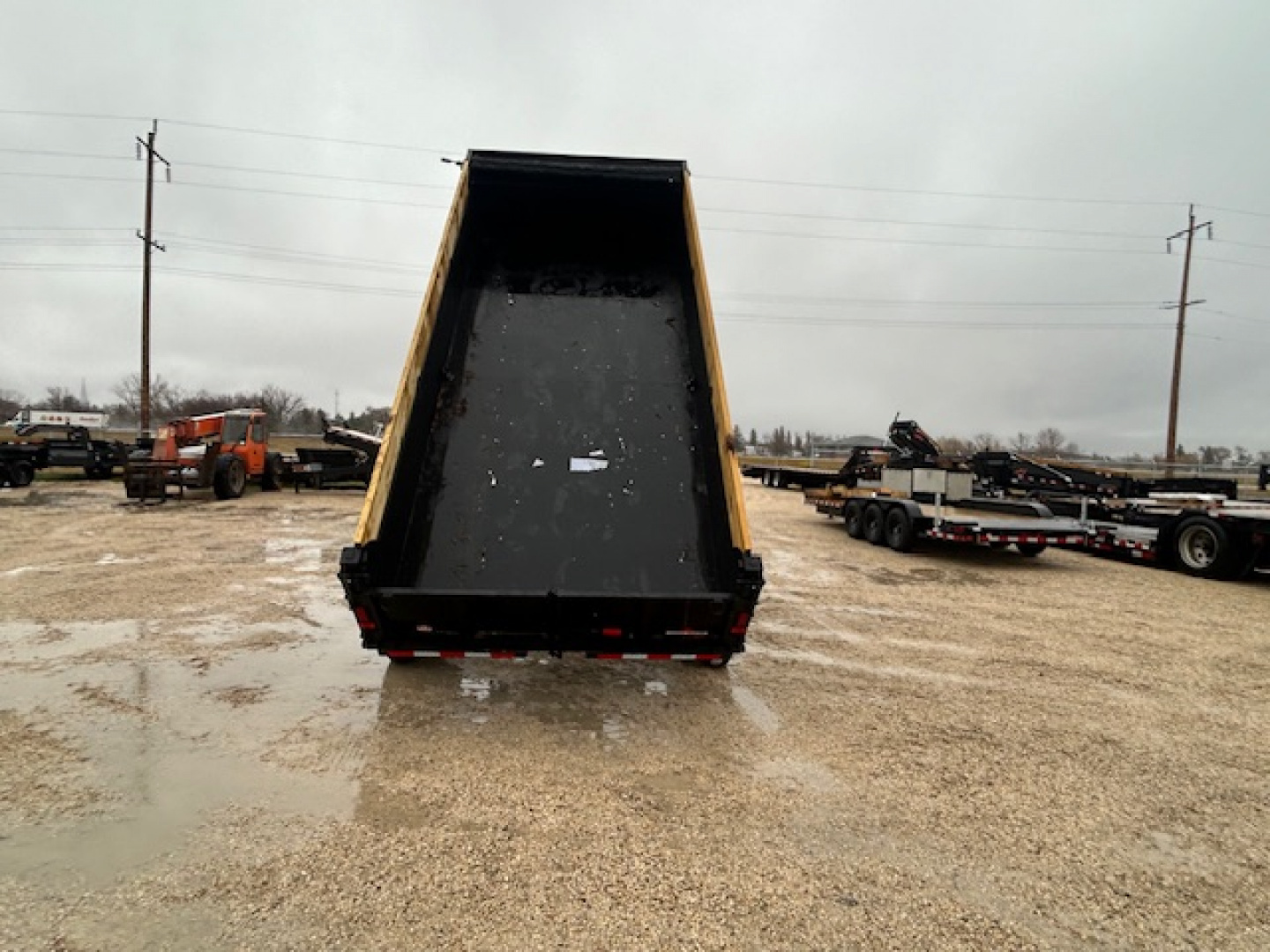 New 2026 Canada Trailers 16ft gooseneck triple axle Dump Trailer GVWR: 22,680 LBS