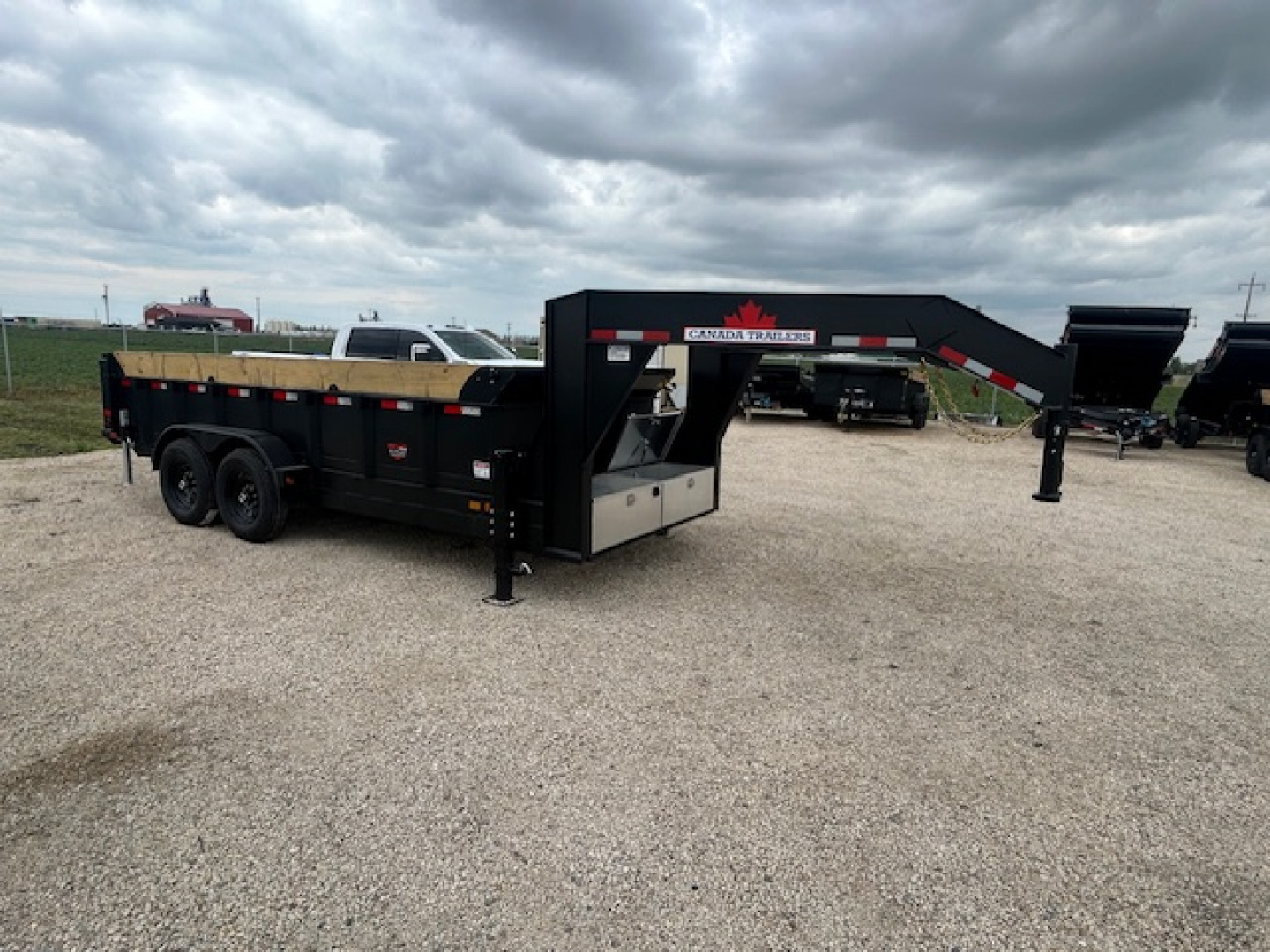 New 2026 Canada Trailers 16ft Gooseneck Dump Trailer