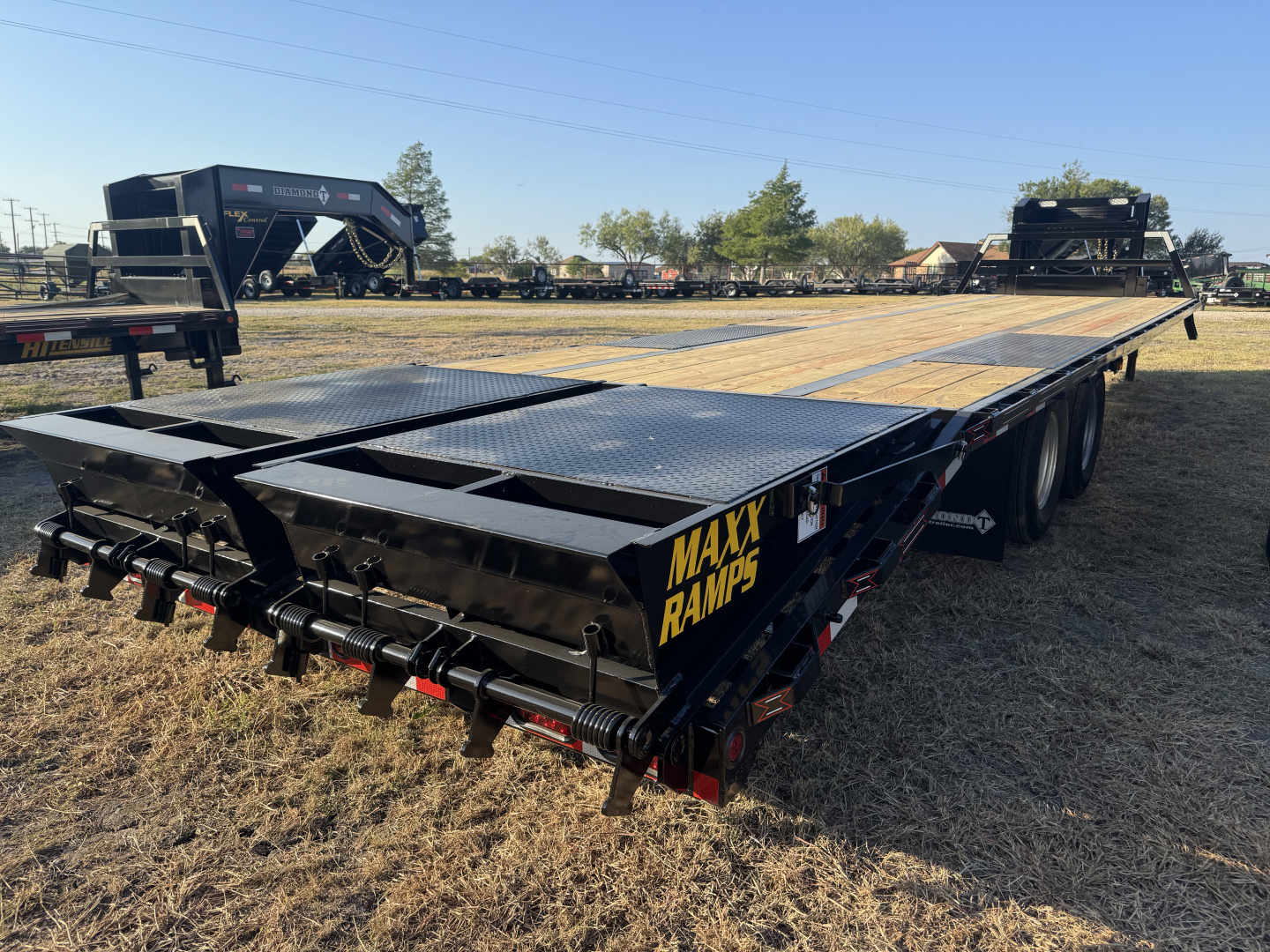 New 2026 Diamond T 10232DTF240 Deckover Trailer