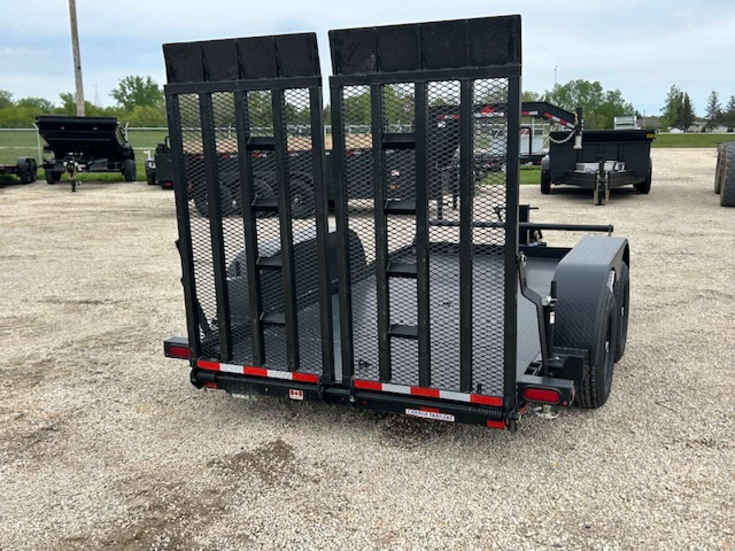 New 2025 Canada Trailers 6'x12ft Scissor lift Trailer GVWR: 9,900 LBS Equipment Trailer