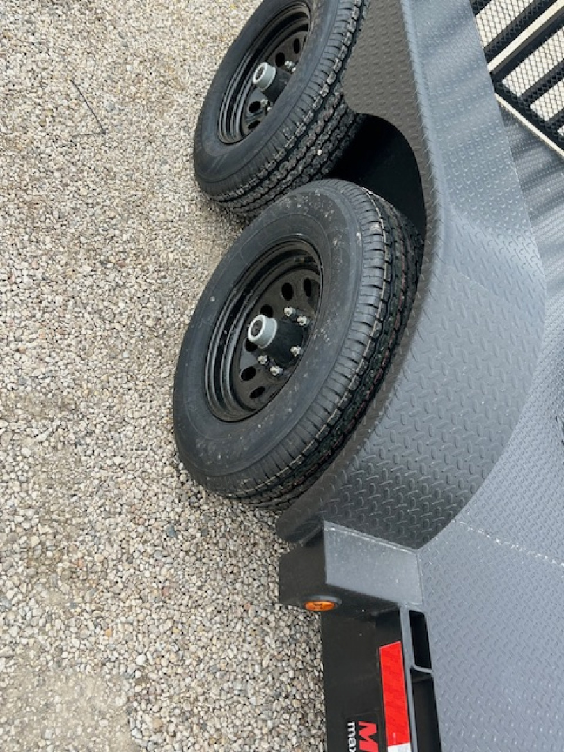 New 2025 Canada Trailers 6'x12ft Scissor lift Trailer GVWR: 9,900 LBS Equipment Trailer